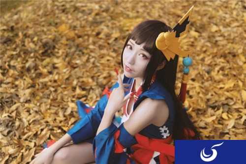 化身为性感女神《阴阳师》COS红叶剧照来袭