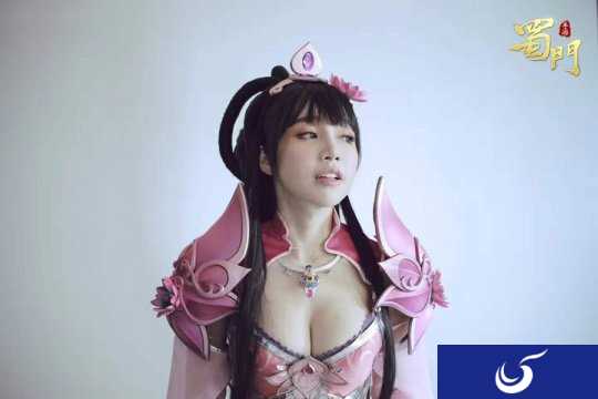 性感越南妞回归代言 《蜀门手游》9月28日公测开启