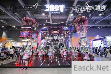 雏蜂：深渊天使超大BOSS空降炸翻萤火虫 49位魔灵萝莉激萌现身